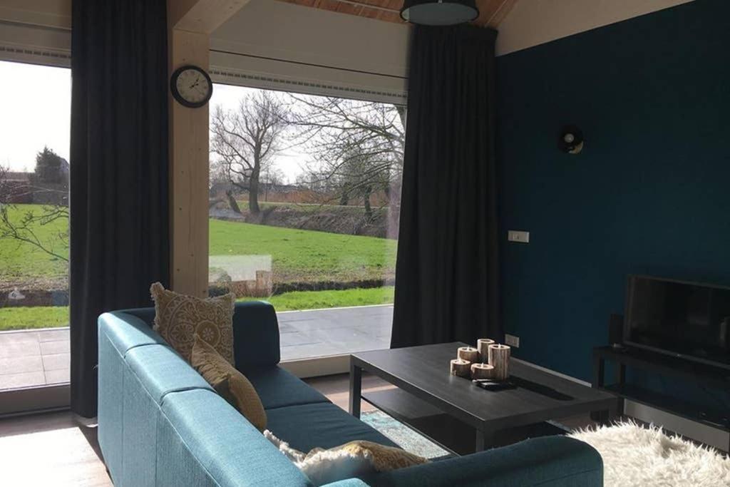 Ruim Appartement In Prachtige Fiets-Wandelomgeving アップカウデ エクステリア 写真