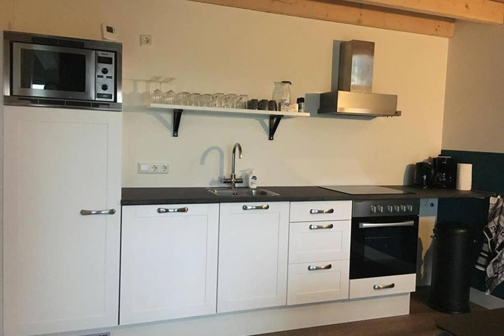 Ruim Appartement In Prachtige Fiets-Wandelomgeving アップカウデ エクステリア 写真