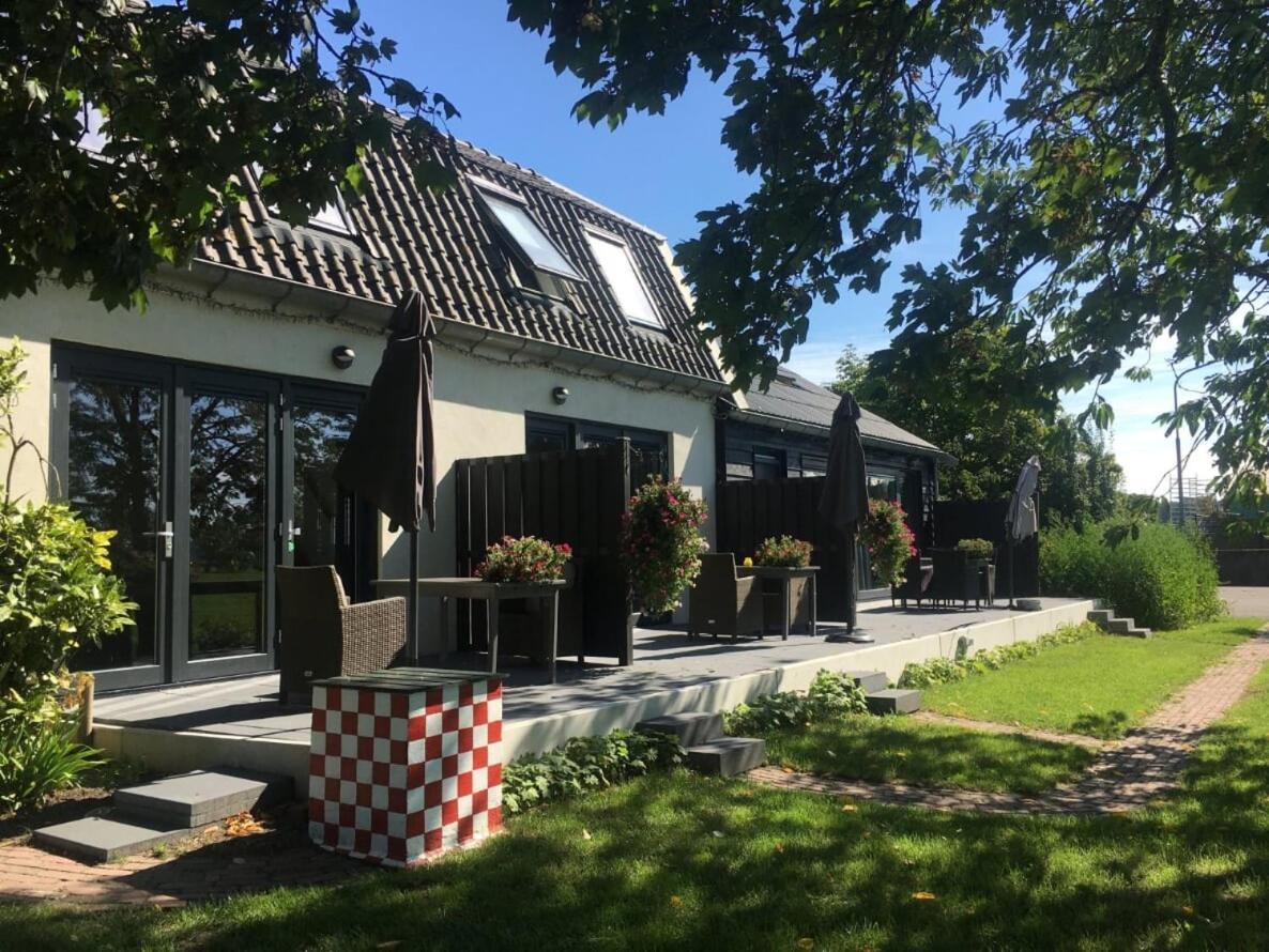 Ruim Appartement In Prachtige Fiets-Wandelomgeving アップカウデ エクステリア 写真